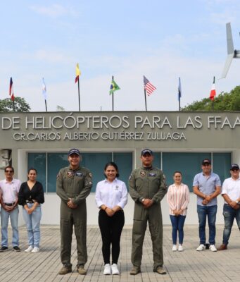Funcionarios de la alcaldía de Melgar visitan instalaciones del Comando Aéreo De Combate No. 4
